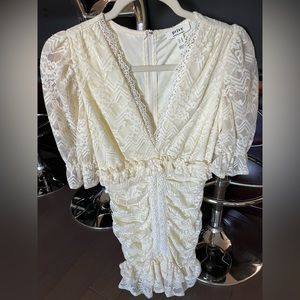 Super Classy dress,vintage style in ivory